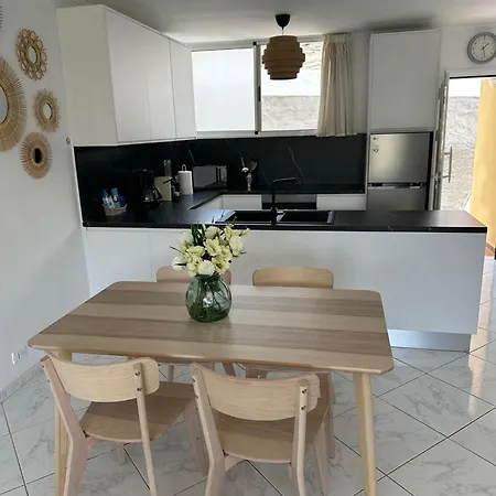 Brisas Seaview - * אדחה