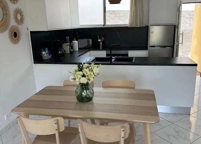 Brisas Seaview - * Costa Adeje (Tenerife)