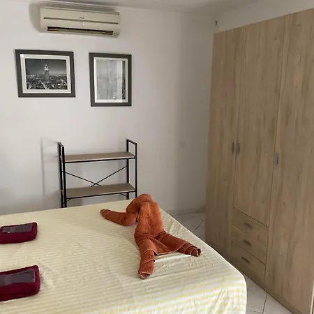 Brisas Seaview - Апартаменти Адехе