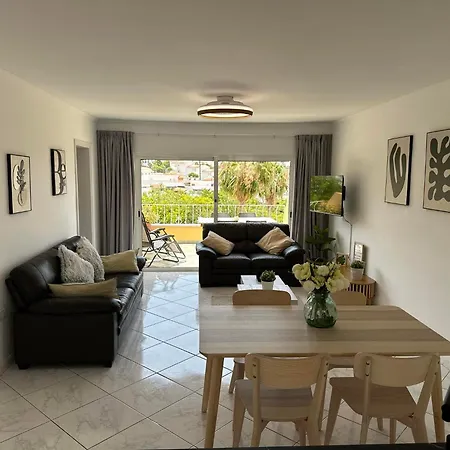 Brisas Seaview - * Адехе