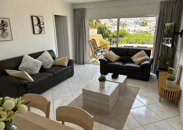 Brisas Seaview - Адехе